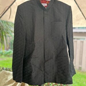 Sania Maskatiya Prince Coat/Sherwani for Indian/Pakistani Weddings - Size Medium